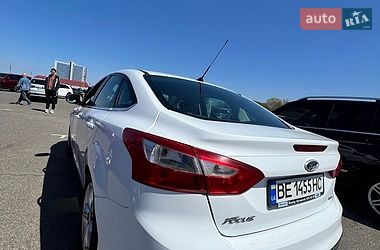 Седан Ford Focus 2012 в Софиевской Борщаговке