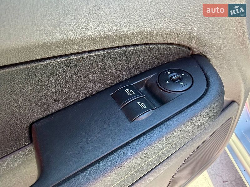 Універсал Ford Focus 2005 в Києві
