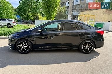 Седан Ford Focus 2015 в Измаиле