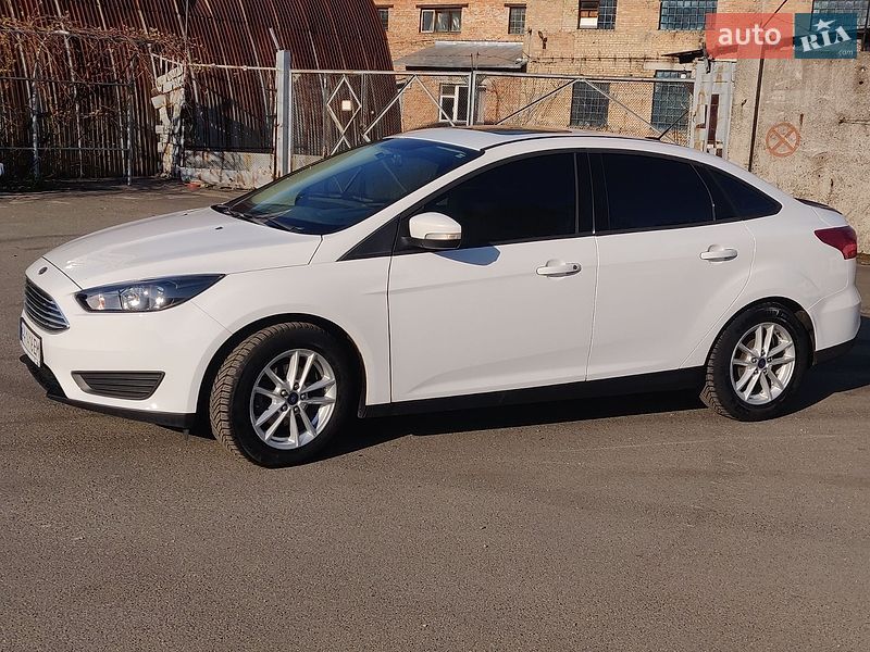 Седан Ford Focus 2015 в Киеве