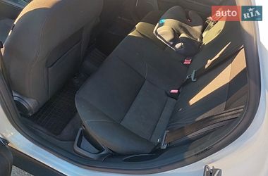 Седан Ford Focus 2015 в Киеве