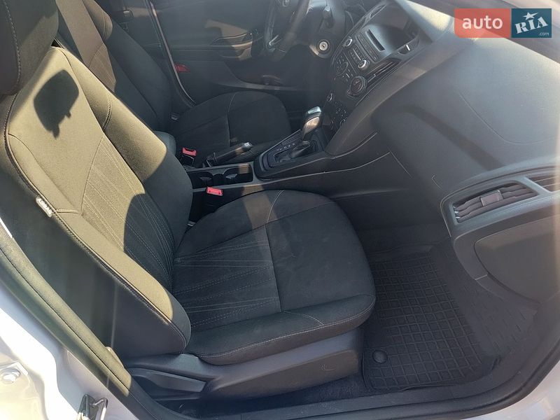 Седан Ford Focus 2015 в Киеве