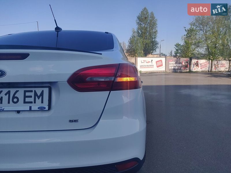 Седан Ford Focus 2015 в Киеве