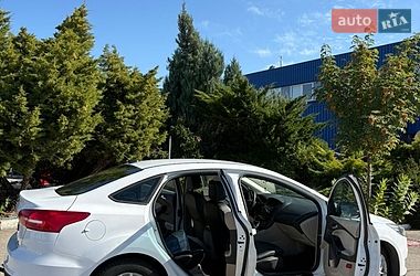 Седан Ford Focus 2015 в Дніпрі