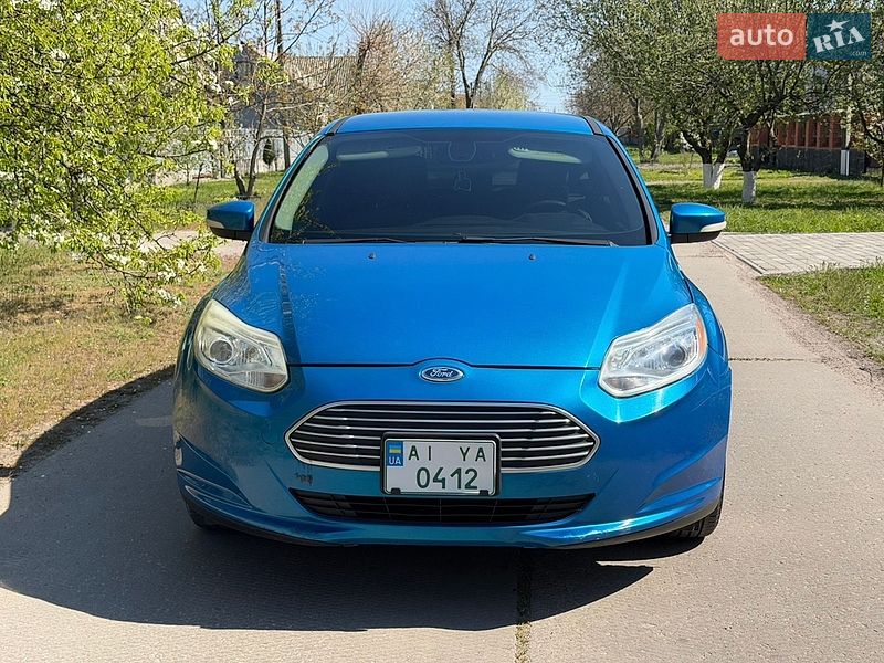 Хэтчбек Ford Focus 2012 в Золотоноше