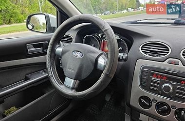 Хетчбек Ford Focus 2011 в Білгороді-Дністровському