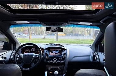 Хетчбек Ford Focus 2012 в Дніпрі