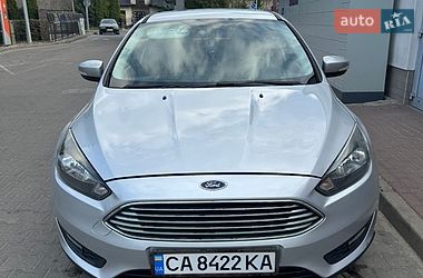Седан Ford Focus 2015 в Смілі
