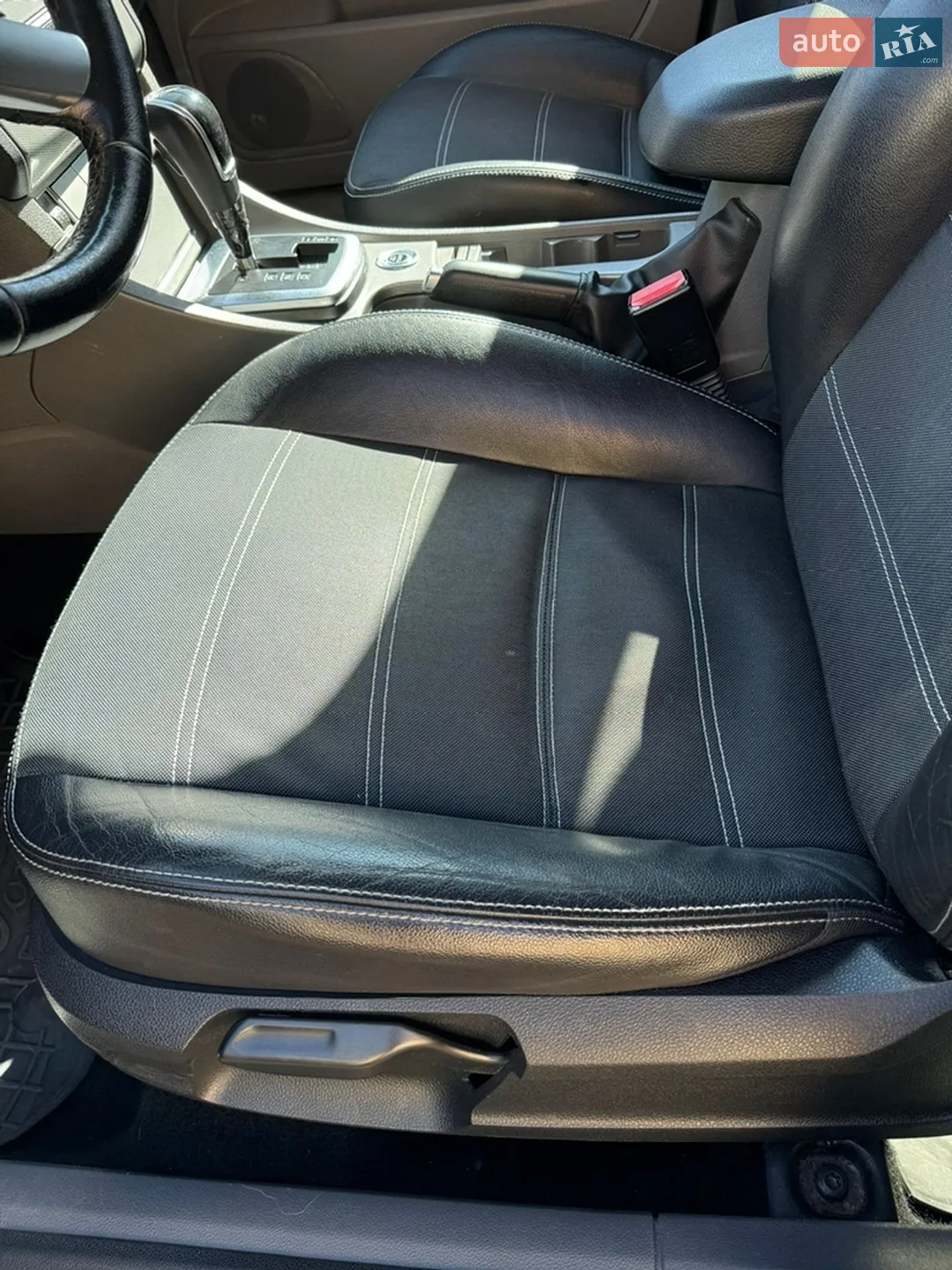 2010 Ford Focus - мініатюра 26