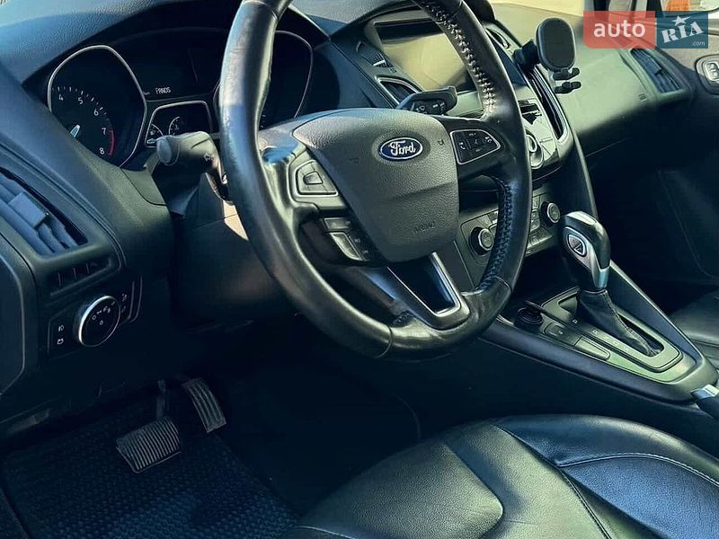 Седан Ford Focus 2015 в Балте