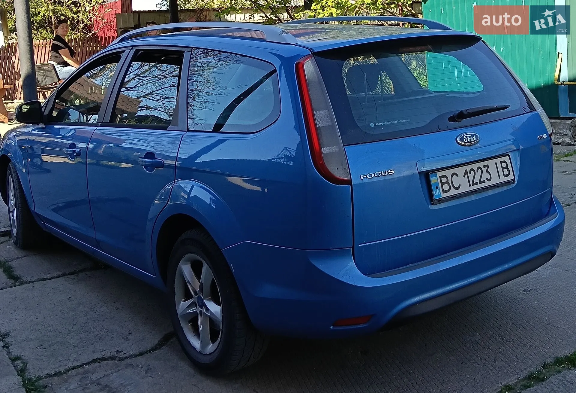 2010 Ford Focus - мініатюра 4