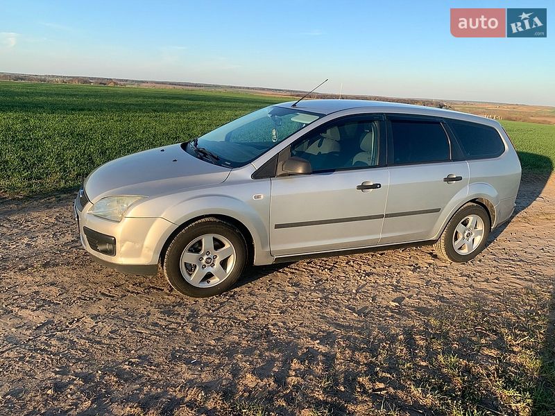 Универсал Ford Focus 2004 в Владимире