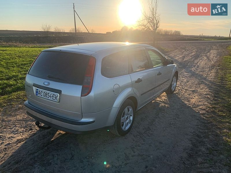 Универсал Ford Focus 2004 в Владимире