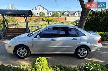Седан Ford Focus 2001 в Городку