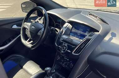 Хэтчбек Ford Focus 2016 в Киеве