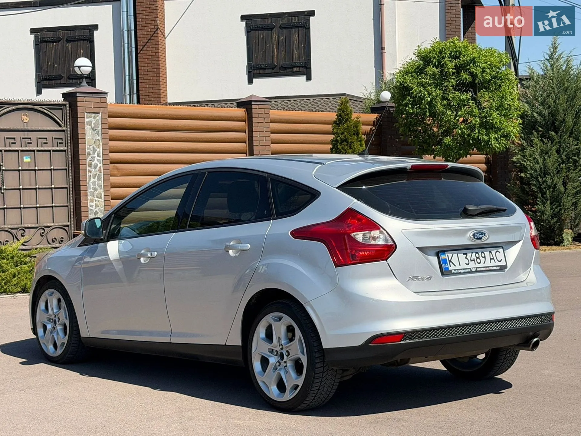 2011 Ford Focus - мініатюра 18