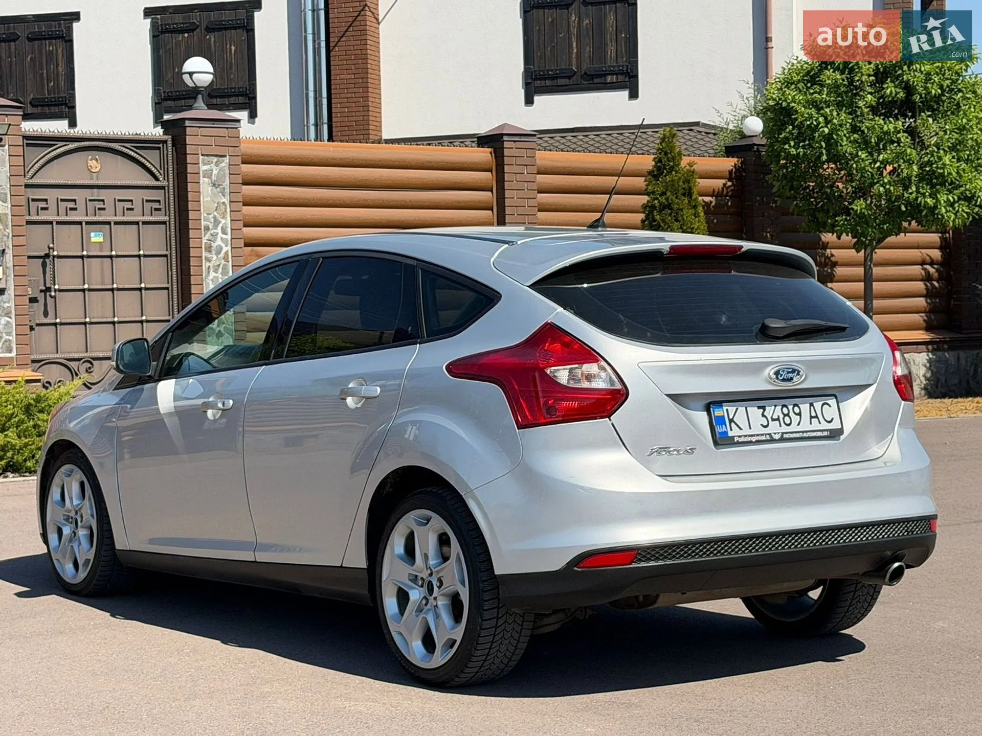 2011 Ford Focus - мініатюра 19