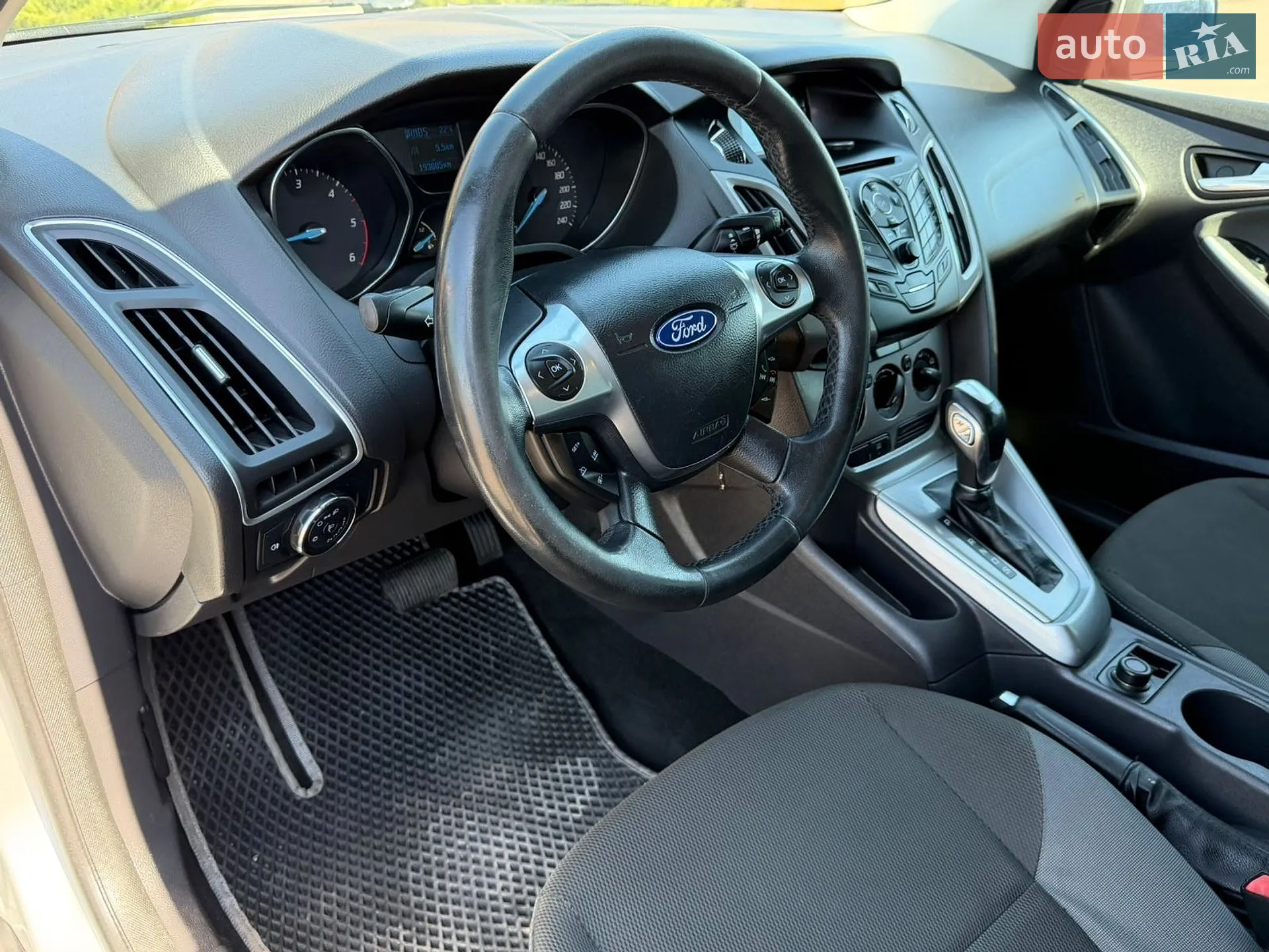 2011 Ford Focus - мініатюра 37
