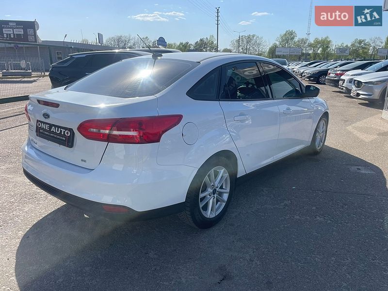 Седан Ford Focus 2017 в Киеве