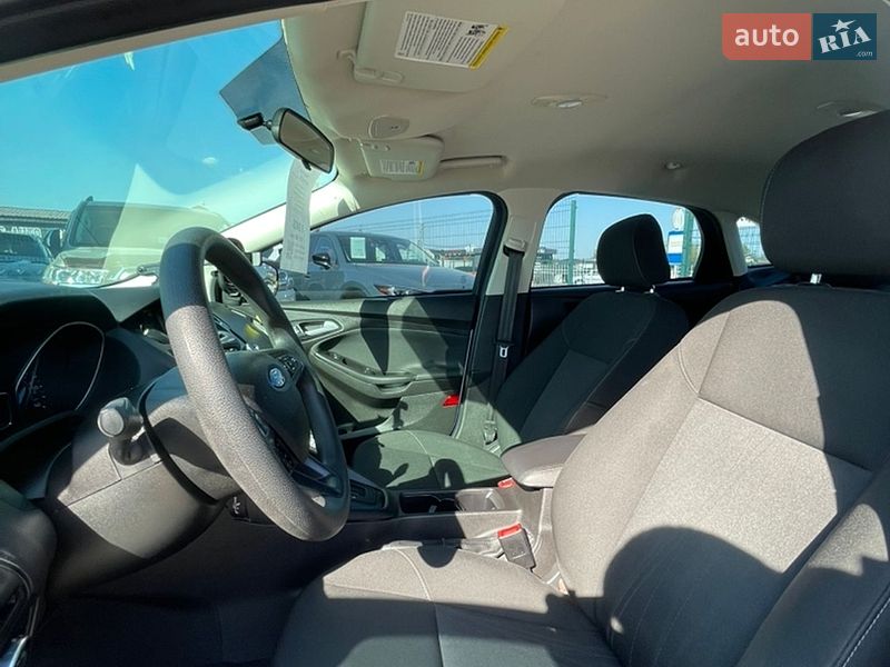 Седан Ford Focus 2017 в Киеве