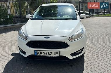 Хэтчбек Ford Focus 2017 в Киеве