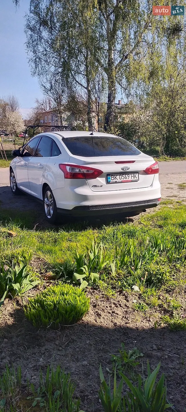 2011 Ford Focus - мініатюра 2