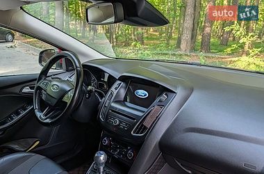 Хетчбек Ford Focus 2015 в Львові