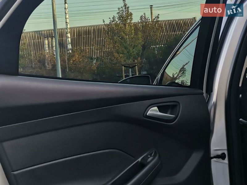 Седан Ford Focus 2016 в Запорожье