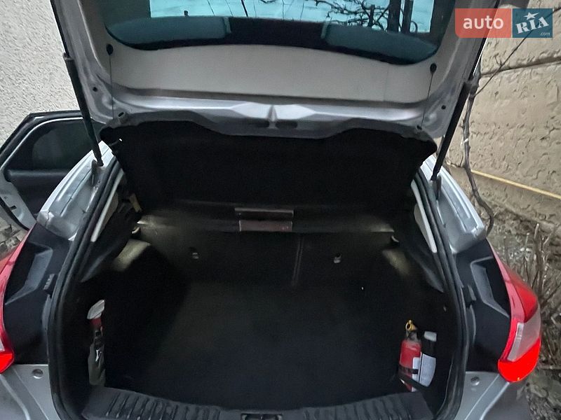 Хэтчбек Ford Focus 2011 в Виноградове