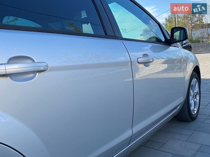 Универсал Ford Focus 2010 в Ровно