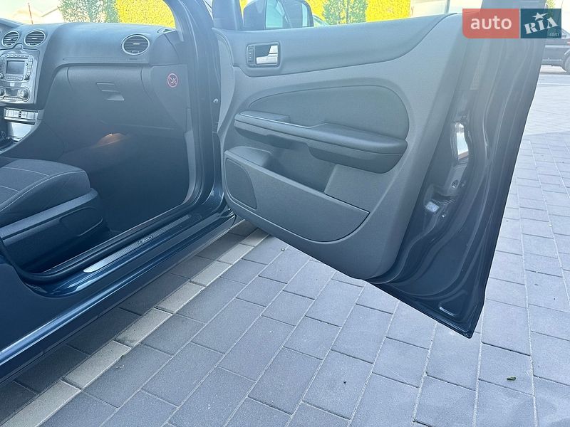 Универсал Ford Focus 2010 в Городке