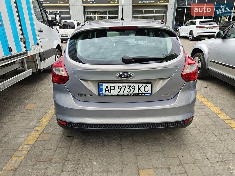 Хетчбек Ford Focus 2013 в Дрогобичі
