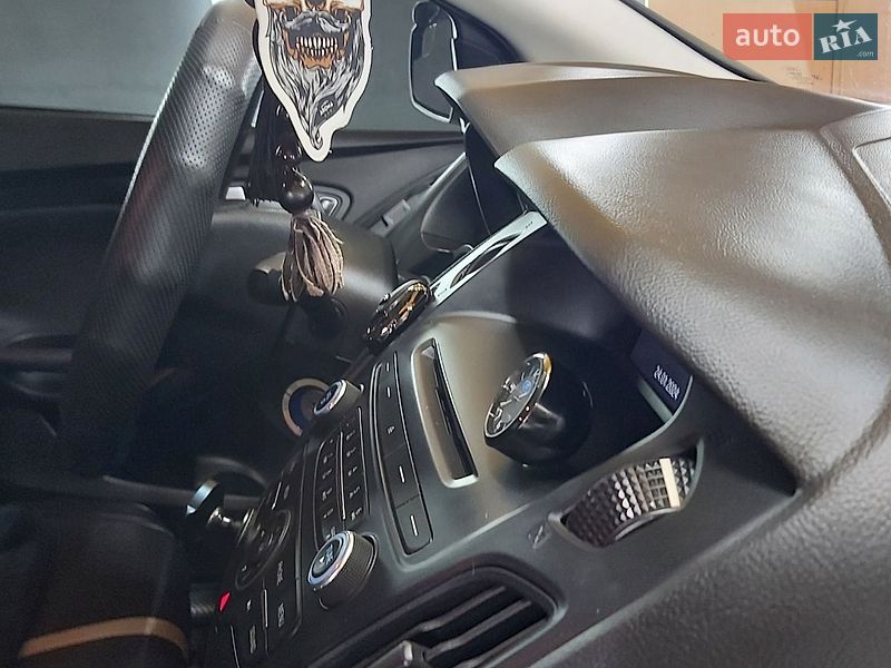 Седан Ford Focus 2015 в Харкові