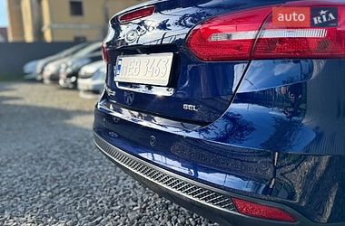 Седан Ford Focus 2017 в Бурштыне