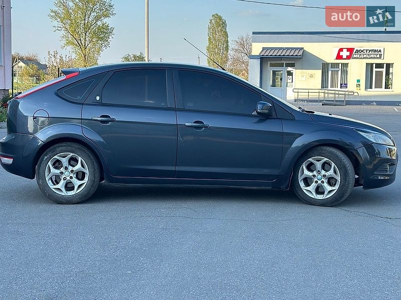 Хетчбек Ford Focus 2010 в Дніпрі
