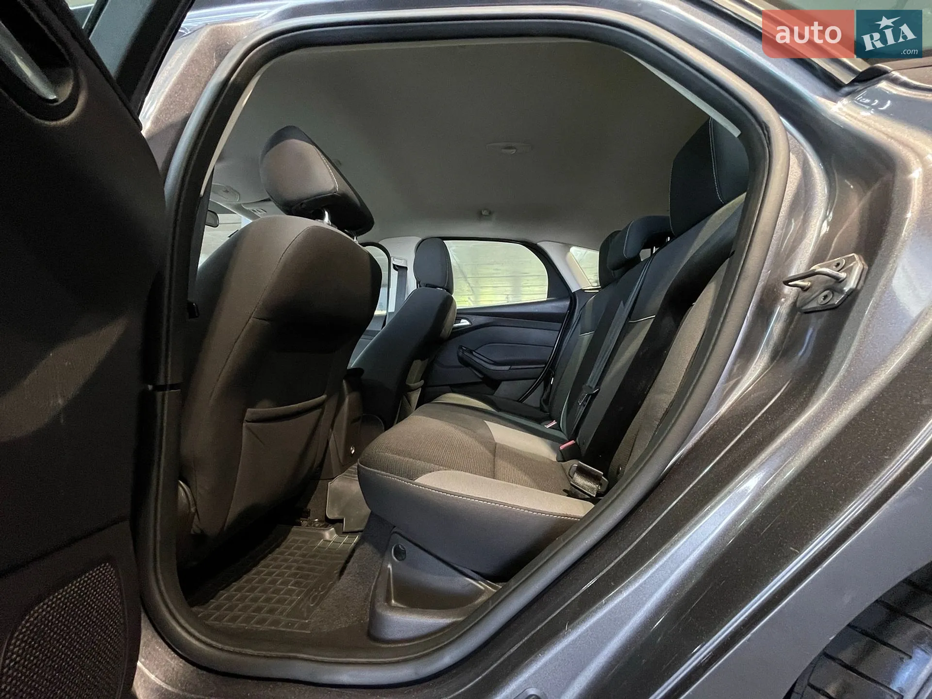 2013 Ford Focus - мініатюра 17