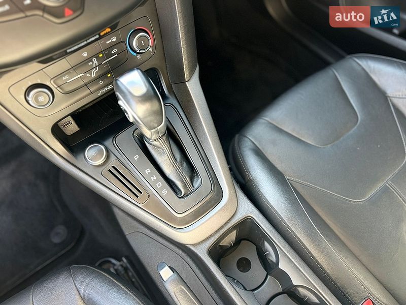 Хетчбек Ford Focus 2015 в Івано-Франківську