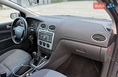 Універсал Ford Focus 2005 в Звягелі
