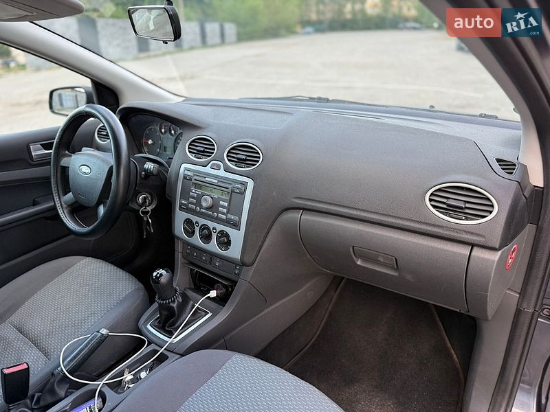 Універсал Ford Focus 2005 в Звягелі