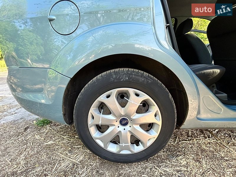 Універсал Ford Focus 2010 в Києві
