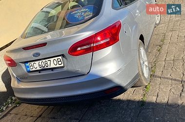 Седан Ford Focus 2015 в Львові
