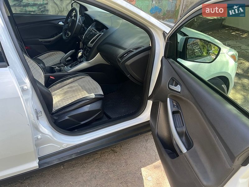 Седан Ford Focus 2013 в Одесі