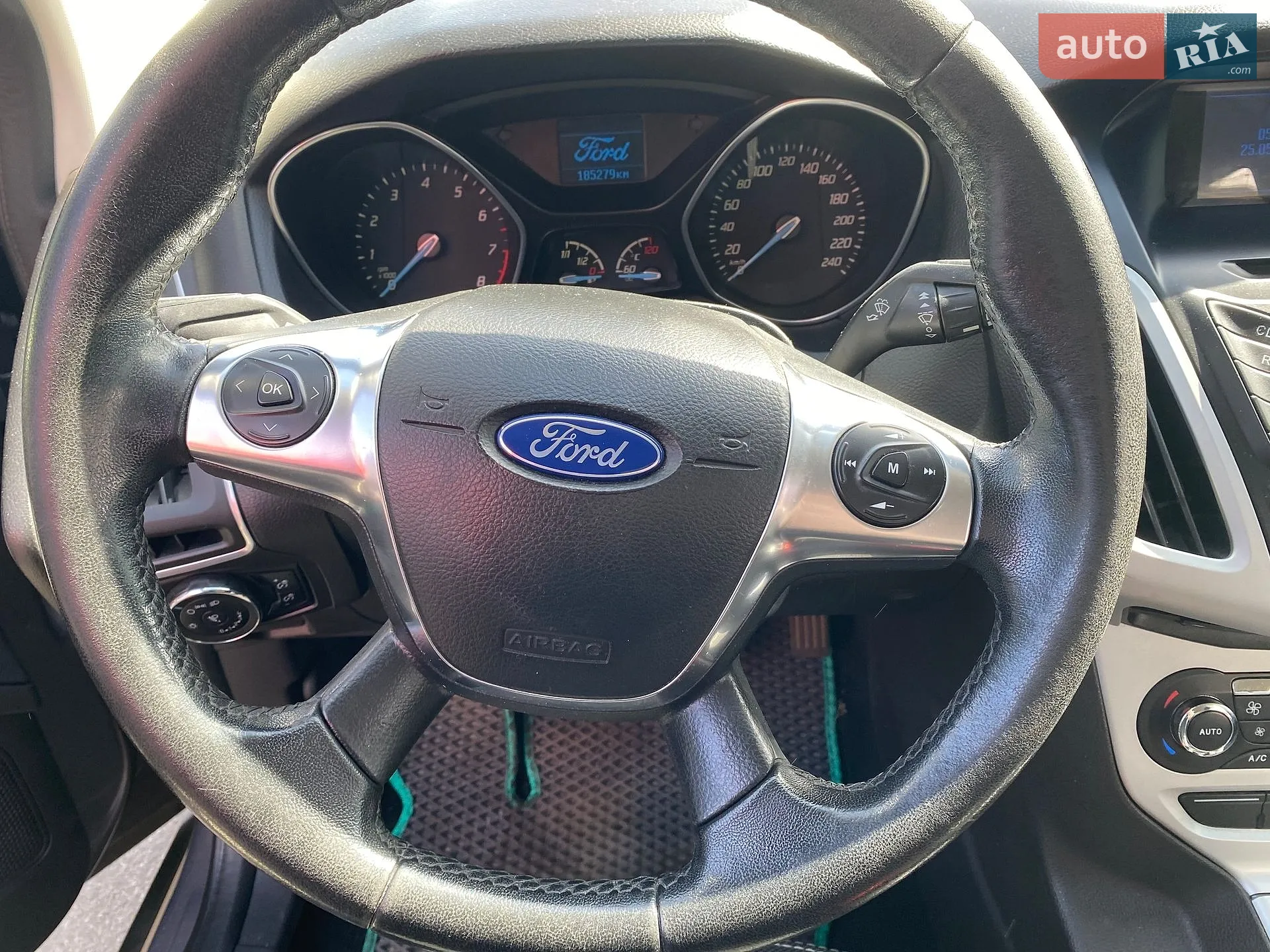 2013 Ford Focus - мініатюра 13
