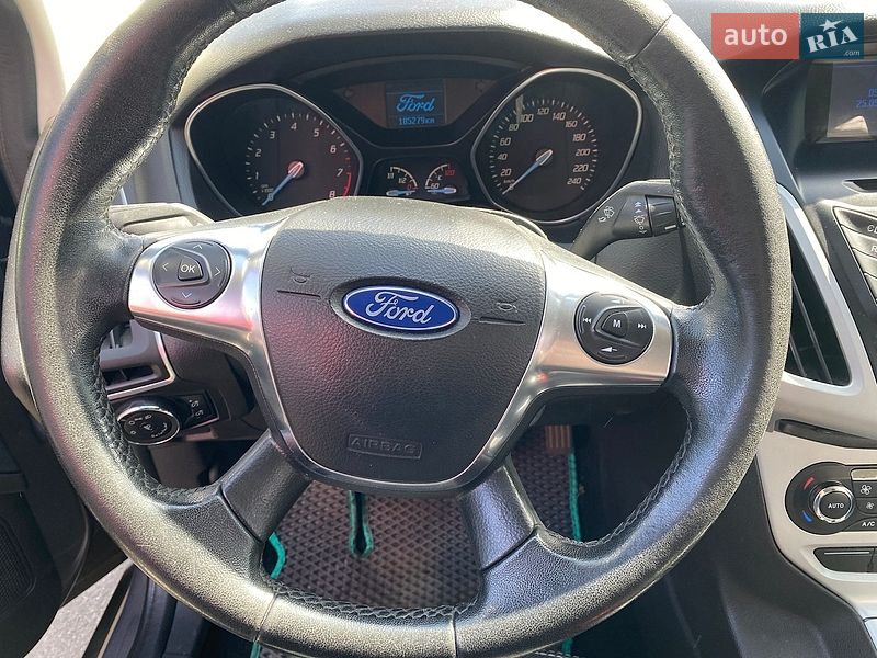 Седан Ford Focus 2013 в Києві