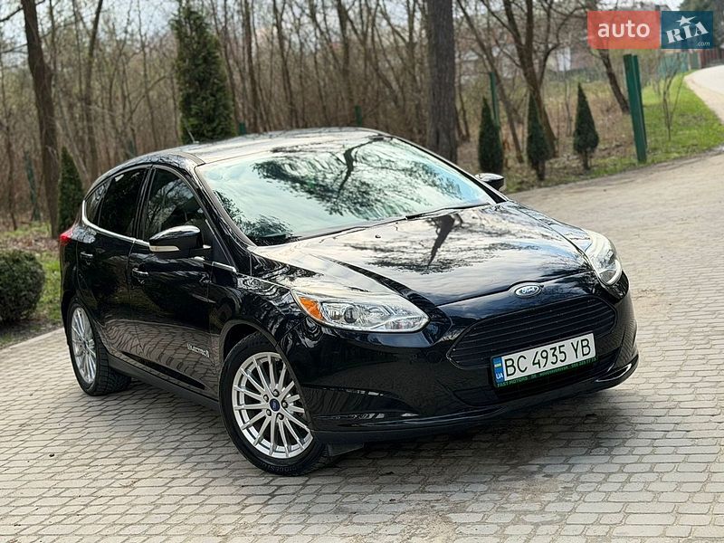 Хетчбек Ford Focus 2012 в Дрогобичі