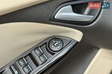 Хетчбек Ford Focus 2012 в Дрогобичі