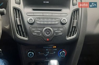 Седан Ford Focus 2015 в Чернігові