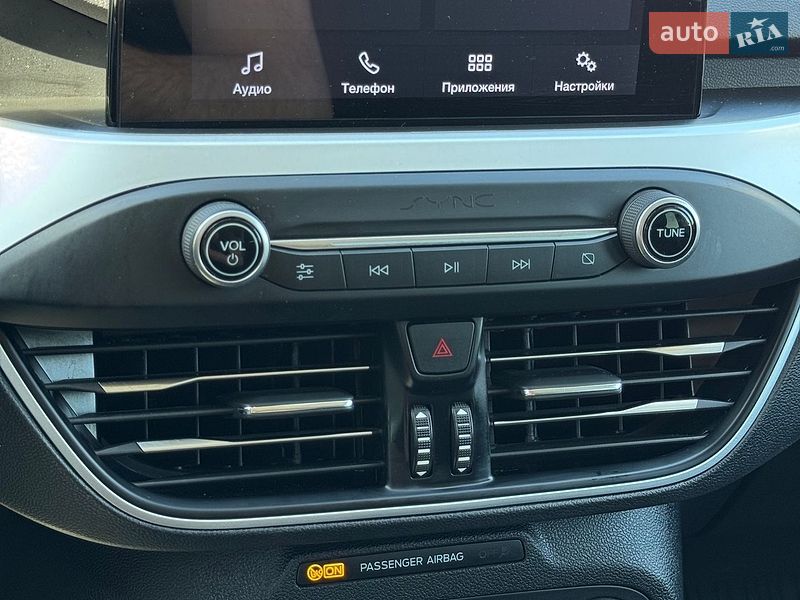 Хетчбек Ford Focus 2019 в Дніпрі