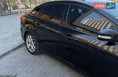 Седан Ford Focus 2015 в Дніпрі