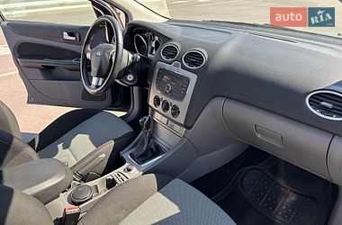 Хетчбек Ford Focus 2010 в Львові